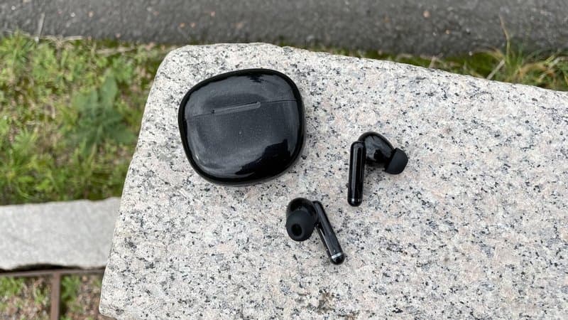 هدفون کیو سی وای اچ تی صفر سه