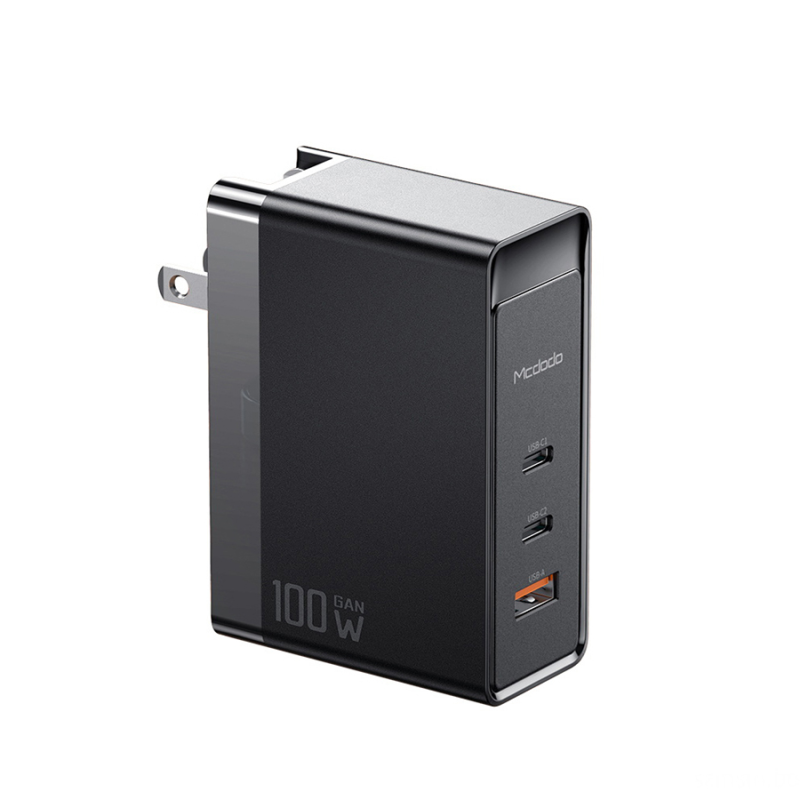 شارژر دیواری 100 وات مک دودو مدل CH-8101 pro شارژر دیواری 100 وات مک دودو مدل CH-8101 pro