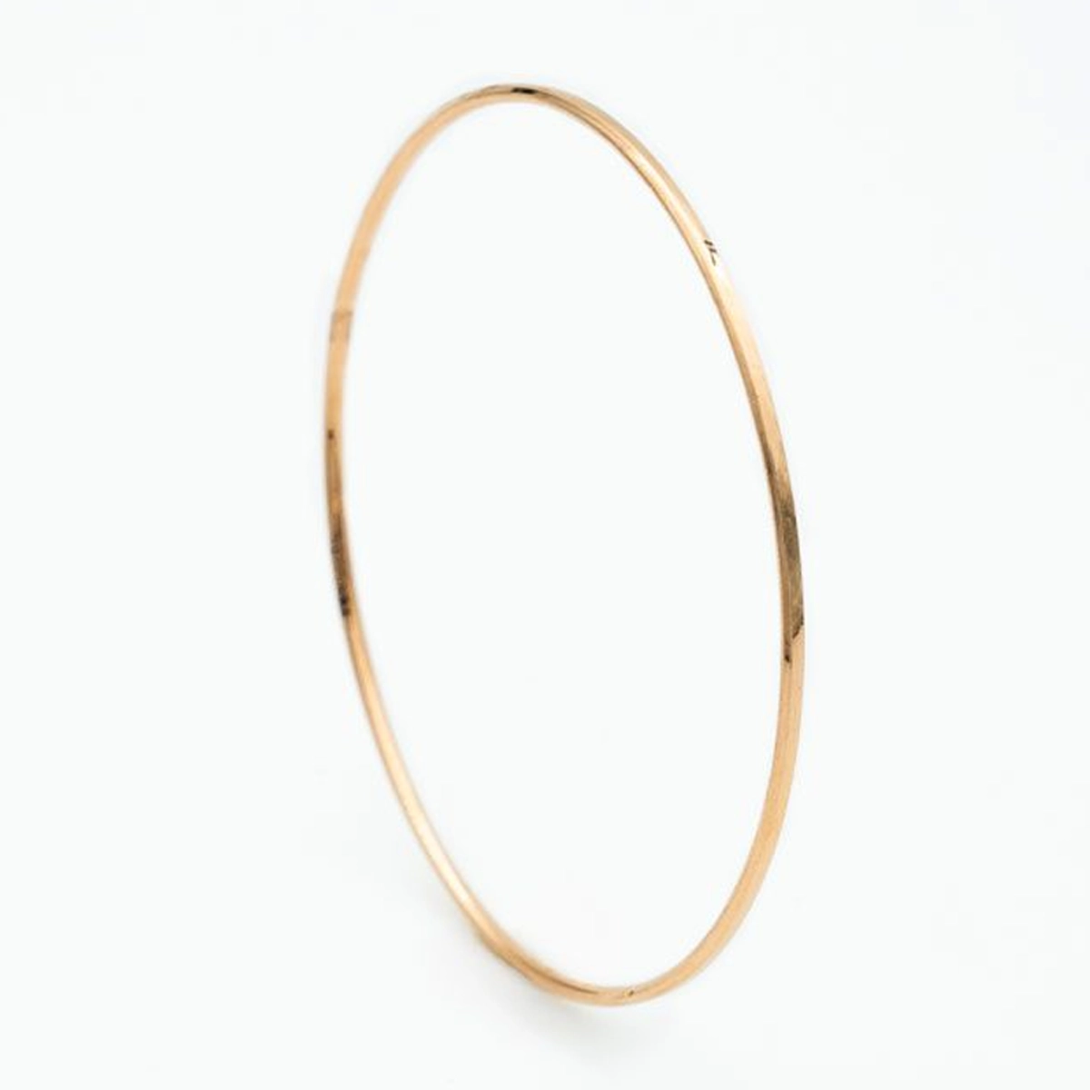 النگو طلا سایز 3 طرح آینه ای مدل باریک 2 میل النگو طلا سایز 3 طرح آینه ای مدل باریک 2 میل