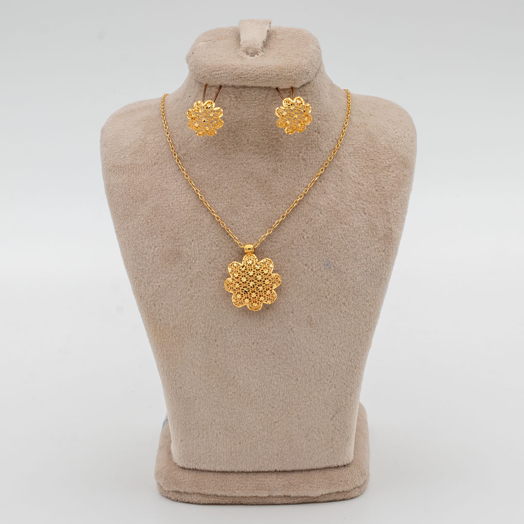 نیم ست طلا 18 عیار گالری طلا عرفان  مدل ایشا کد 2129