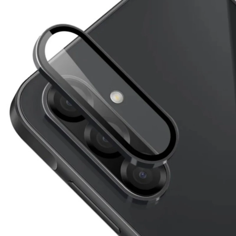 محافظ لنز دوربین شیشه ای اوجی مدل Crystal Shield مناسب برای گوشی موبایل سامسونگ Galaxy A56-نقره ای محافظ لنز دوربین شیشه ای اوجی مدل Crystal Shield مناسب برای گوشی موبایل سامسونگ Galaxy A56-نقره ای