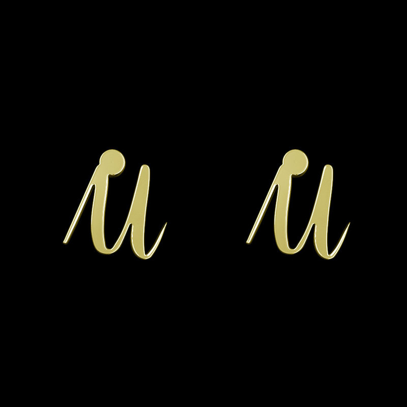 گوشواره طلا 18 عیار زنانه مدوپد مدل حرف u کد GA1-11027