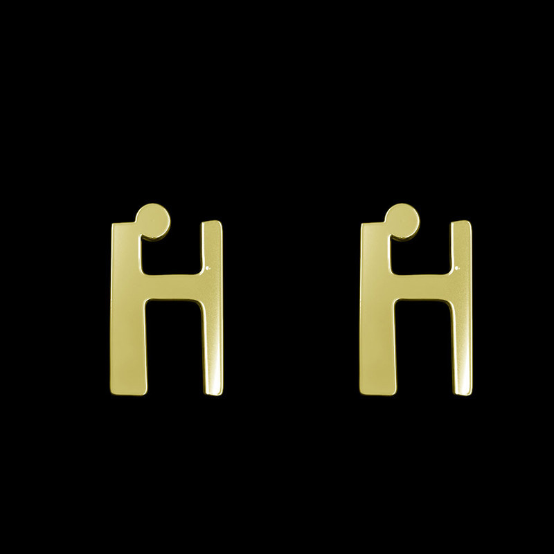 گوشواره طلا 18 عیار زنانه مدوپد مدل حرف H کد GA1-16842 گوشواره طلا 18 عیار زنانه مدوپد مدل حرف H کد GA1-16842