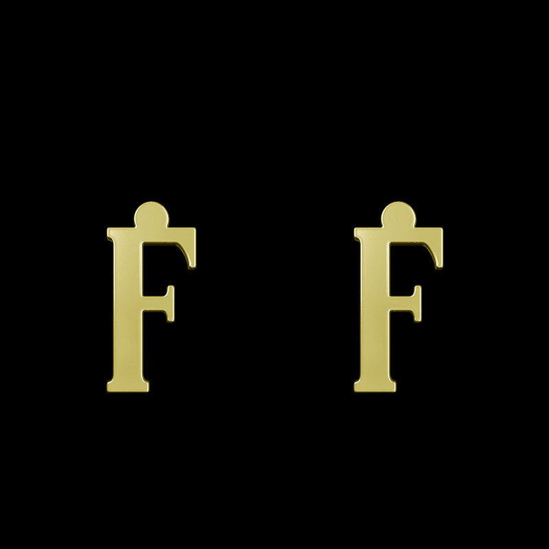 گوشواره طلا 18 عیار زنانه مدوپد مدل حرف F کد GA1-17152