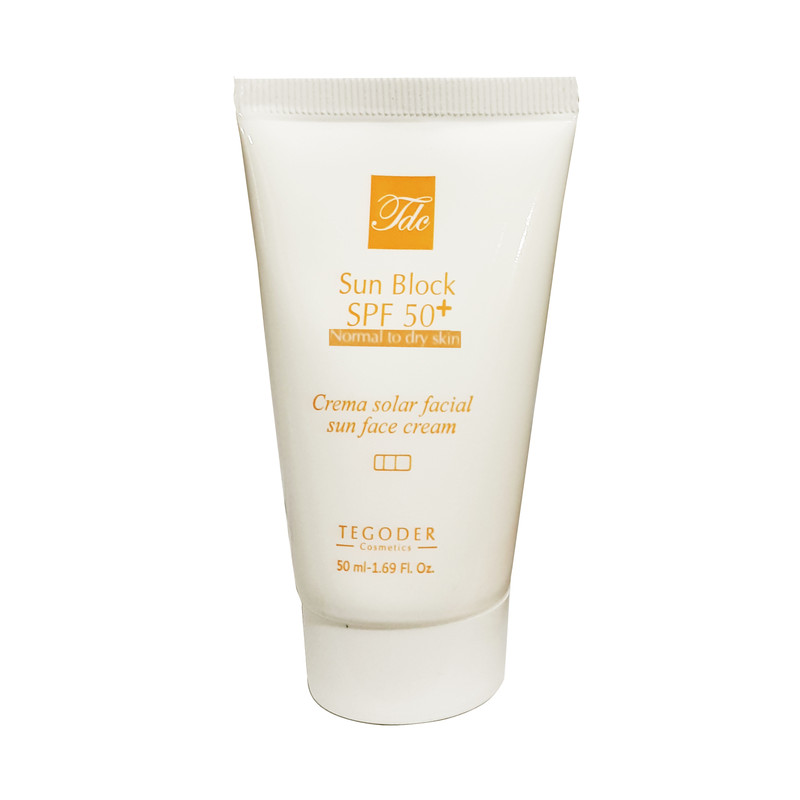 کرم ضد آفتاب بدون رنگ تگودر SPF 50 مدل su0 مناسب پوست خشک و حساس حجم 50 میلیلیتر کرم ضد آفتاب بدون رنگ تگودر SPF 50 مدل su0 مناسب پوست خشک و حساس حجم 50 میلیلیتر