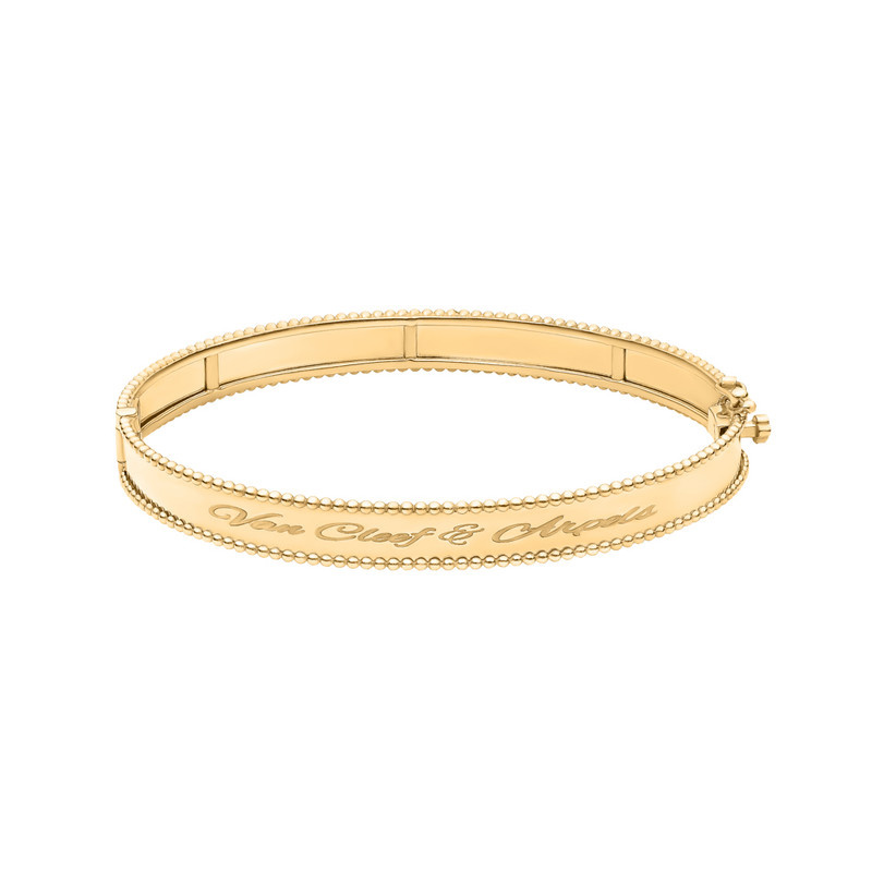 دستبند النگویی طلا 18 عیار زنانه ماوی گالری مدل سیگنیچر1 دستبند النگویی طلا 18 عیار زنانه ماوی گالری مدل سیگنیچر1