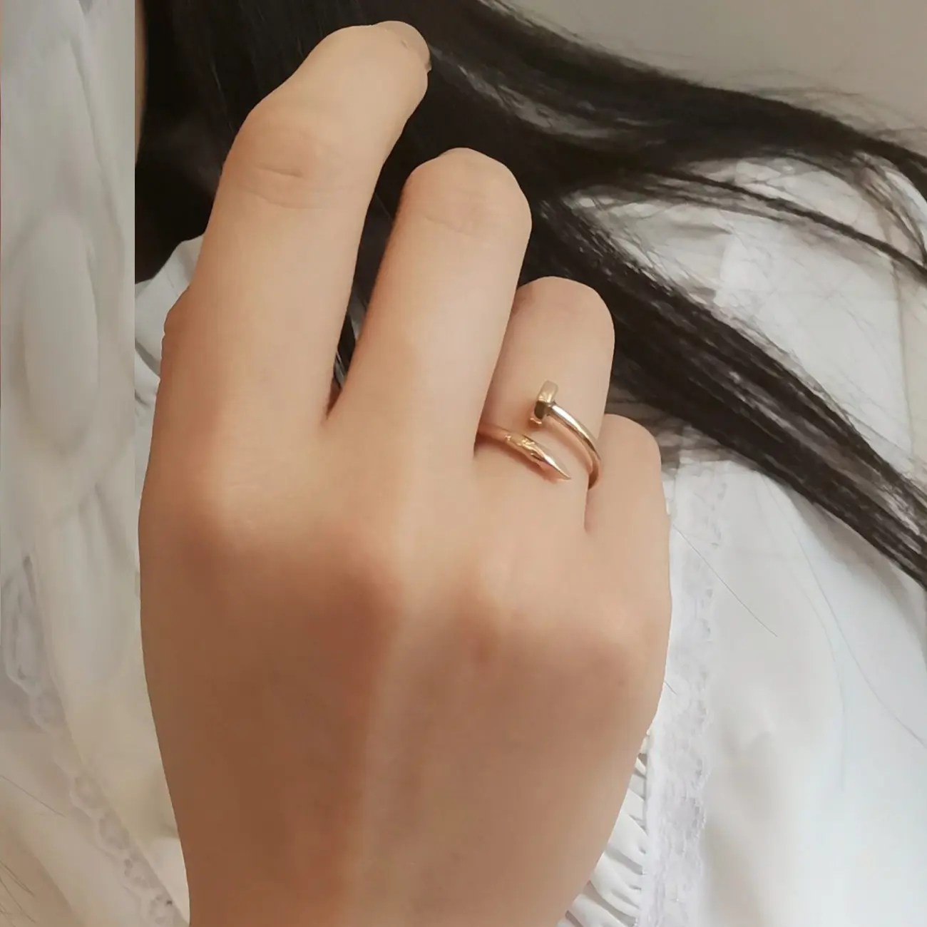 انگشتر طلا 18 عیار زنانه لاوندر مدل میخی RS