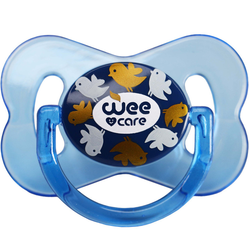 پستانک ارتودنسی وی کر مدل دربدار دسته دار شفاف چاپدار پروانه ای سایز +12 ماه کد P129 پستانک ارتودنسی وی کر مدل دربدار دسته دار شفاف چاپدار پروانه ای سایز +12 ماه کد P129