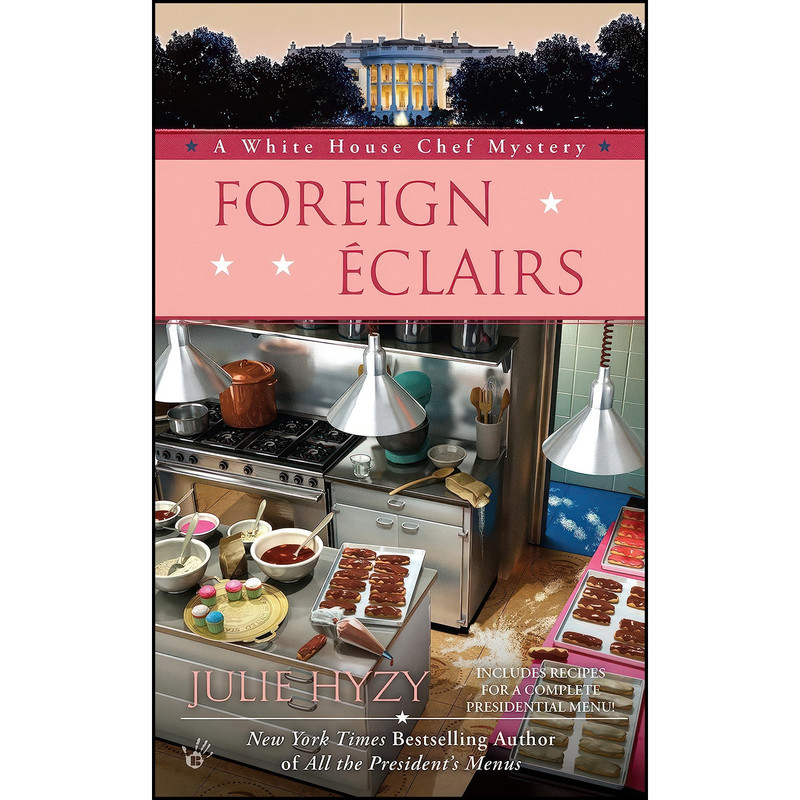 کتاب Foreign Éclairs اثر Julie Hyzy انتشارات Berkley کتاب Foreign Éclairs اثر Julie Hyzy انتشارات Berkley