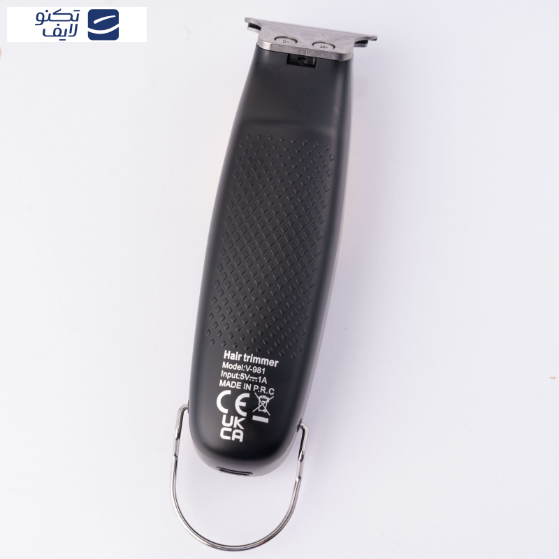 ماشین اصلاح موی صورت وی جی ار مدل V-981، اصلاح به صورت صفر زن، خط زن، منبع انرژی با کابل USB، تکنولوژی اصلاح به صورت تریمر، مدت زمان شارژ 90 دقیقه و مدت زمان استفاده پس از شارژ 150 دقیقه، به همراه برس تمیزکننده، کابل شارژر و روغن، دارای عملکرد توربو