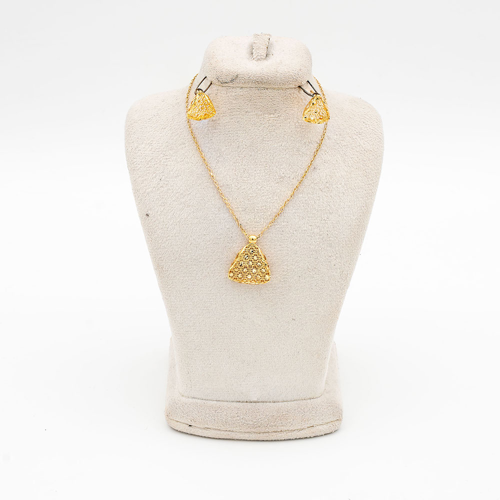 نیم ست طلا 18 عیار گالری طلا عرفان  مدل ایشا کد 2312