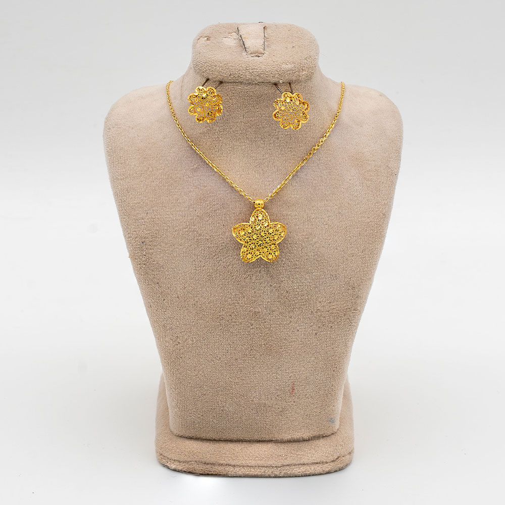 نیم ست طلا 18 عیار گالری طلا عرفان  مدل ایشا کد 2130