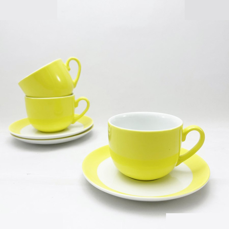 ست فنجان و نعلبکی 12 پارچه چینی زرین ایران مدل آفتاب درجه عالی ست فنجان و نعلبکی 12 پارچه چینی زرین ایران مدل آفتاب درجه عالی