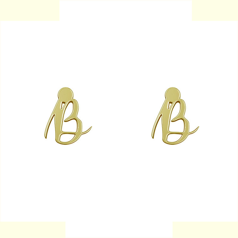 گوشواره طلا 18 عیار زنانه مدوپد مدل حرف b کد GA1-12300