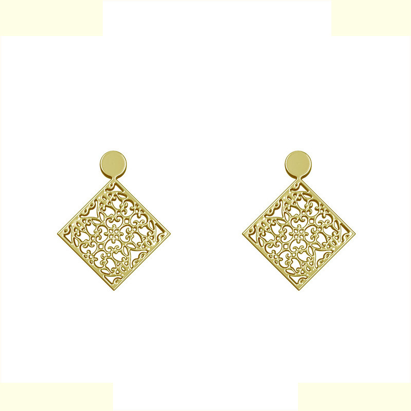 گوشواره طلا 18 عیار زنانه مدوپد مدل هندسی کد GA1-13805