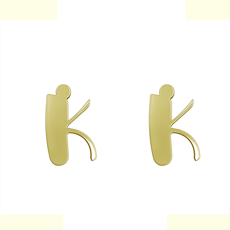 گوشواره طلا 18 عیار زنانه مدوپد مدل حرف K کد GA1-16630