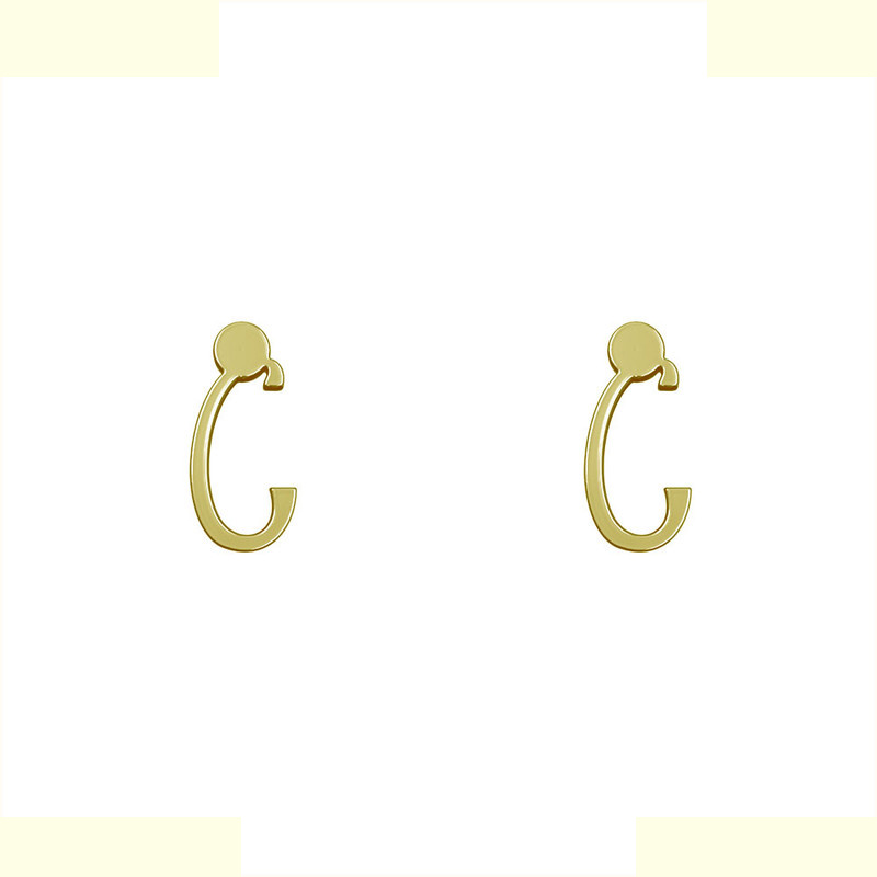 گوشواره طلا 18 عیار زنانه مدوپد مدل حرف C کد GA1-17123