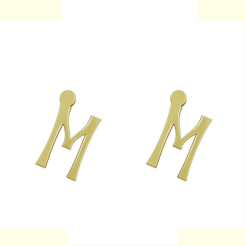 گوشواره طلا 18 عیار زنانه مدوپد مدل حرف M کد GA1-17133