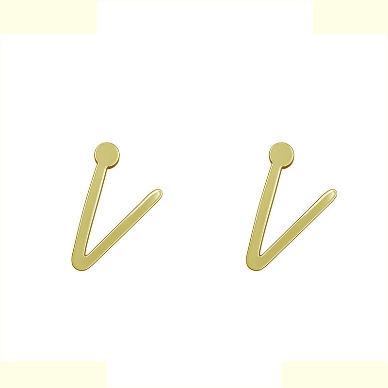 گوشواره طلا 18 عیار زنانه مدوپد مدل حرف V کد GA1-17194 گوشواره طلا 18 عیار زنانه مدوپد مدل حرف V کد GA1-17194