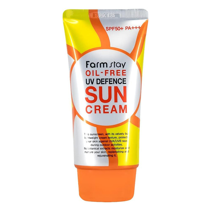 کرم ضد آفتاب بی رنگ فارم استی spf 50 مدل OIL-FREE مناسب پوست های مختلط و چرب حجم 70 میلی لیتر کرم ضد آفتاب بی رنگ فارم استی spf 50 مدل OIL-FREE مناسب پوست های مختلط و چرب حجم 70 میلی لیتر