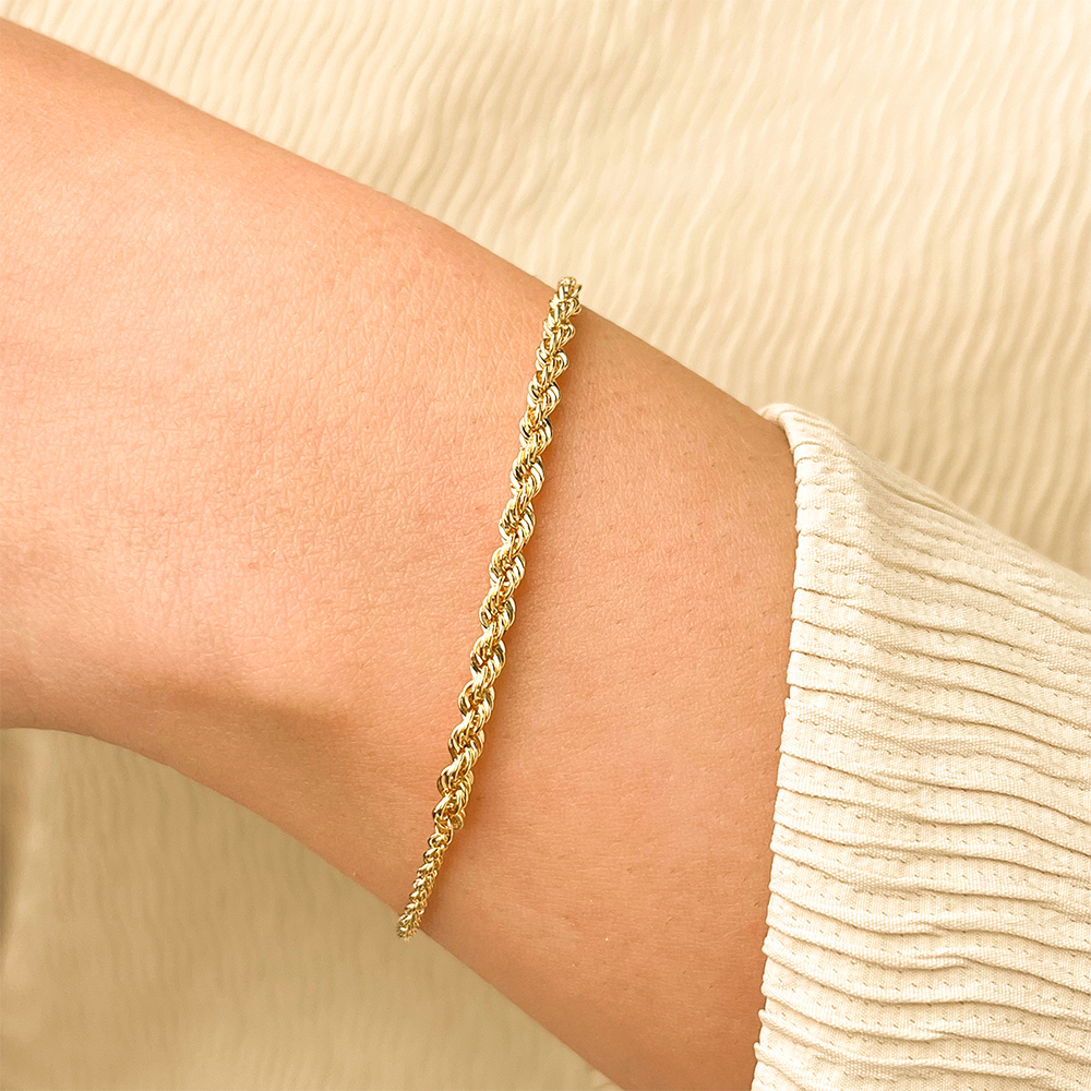 دستبند طلا 18 عیار زنانه دیانا مدل طنابی کونیک