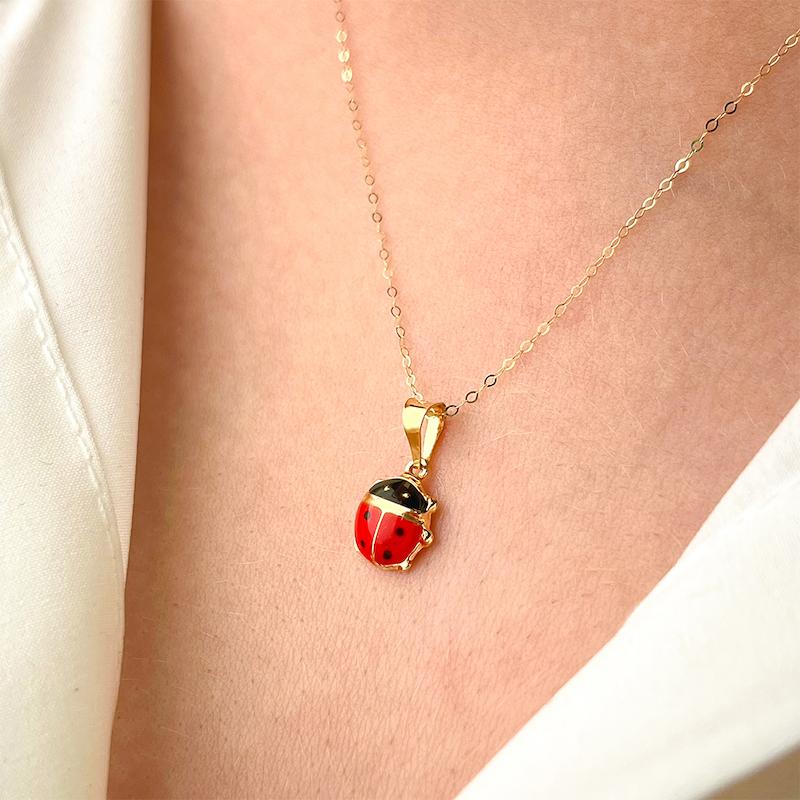 آویز گردنبند طلا 18 عیار دخترانه دیانا مدل کفشدوزک آویز گردنبند طلا 18 عیار دخترانه دیانا مدل کفشدوزک