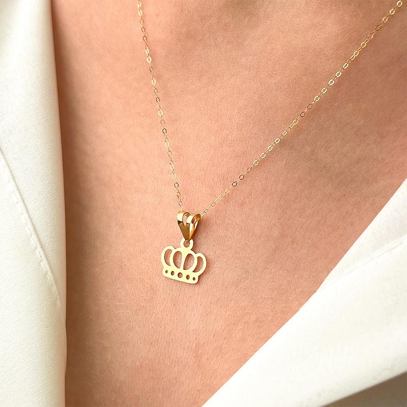 آویز طلا 18 عیار زنانه دیانا مدل تاج کد 51 آویز طلا 18 عیار زنانه دیانا مدل تاج کد 51