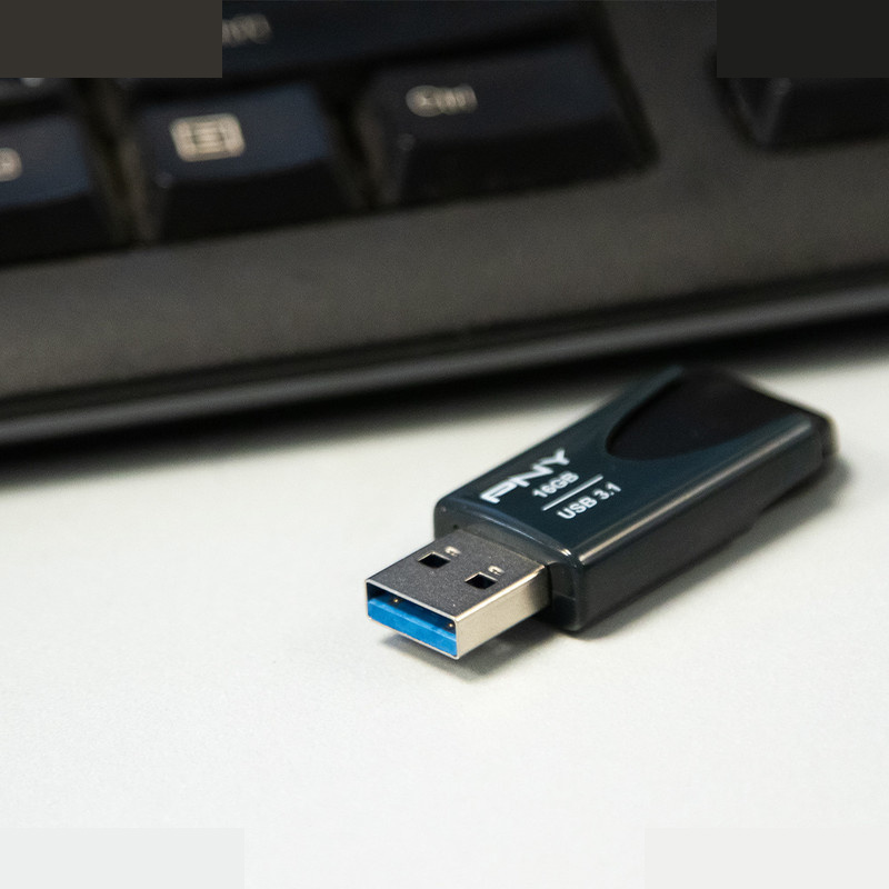 فلش مموری پی ان وای مدل ATTACHE 4 ظرفیت 16 گیگابایت با رابط USB 3.1 فلش مموری پی ان وای مدل ATTACHE 4 ظرفیت 16 گیگابایت با رابط USB 3.1