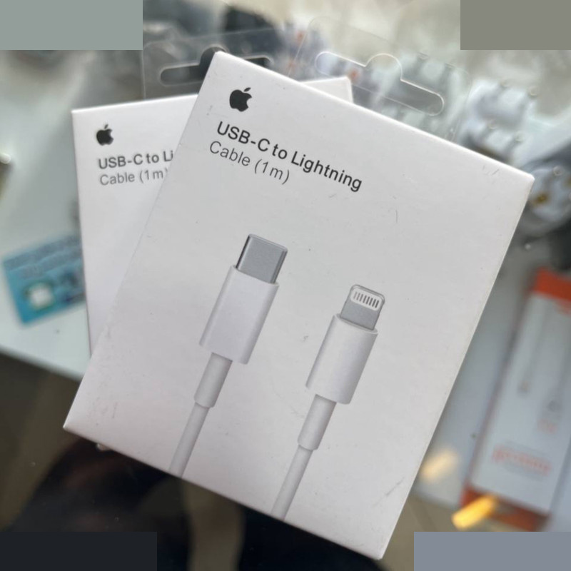 کابل تبدیل USB-C به لایتنینگ مدل 11 pro max طول 1 متر کابل تبدیل USB-C به لایتنینگ مدل 11 pro max طول 1 متر