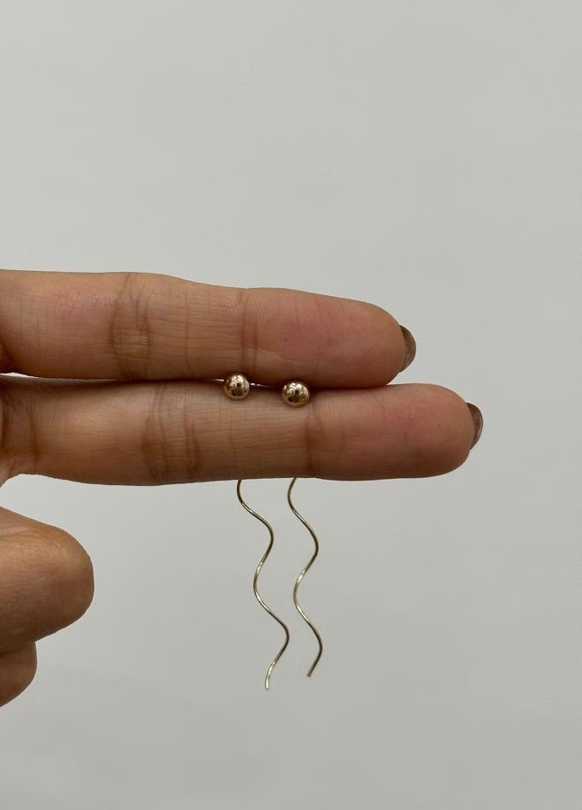 گوشواره طلا 18عیار اپال گلد مدل پیچی دایره گوشواره طلا 18عیار اپال گلد مدل پیچی دایره