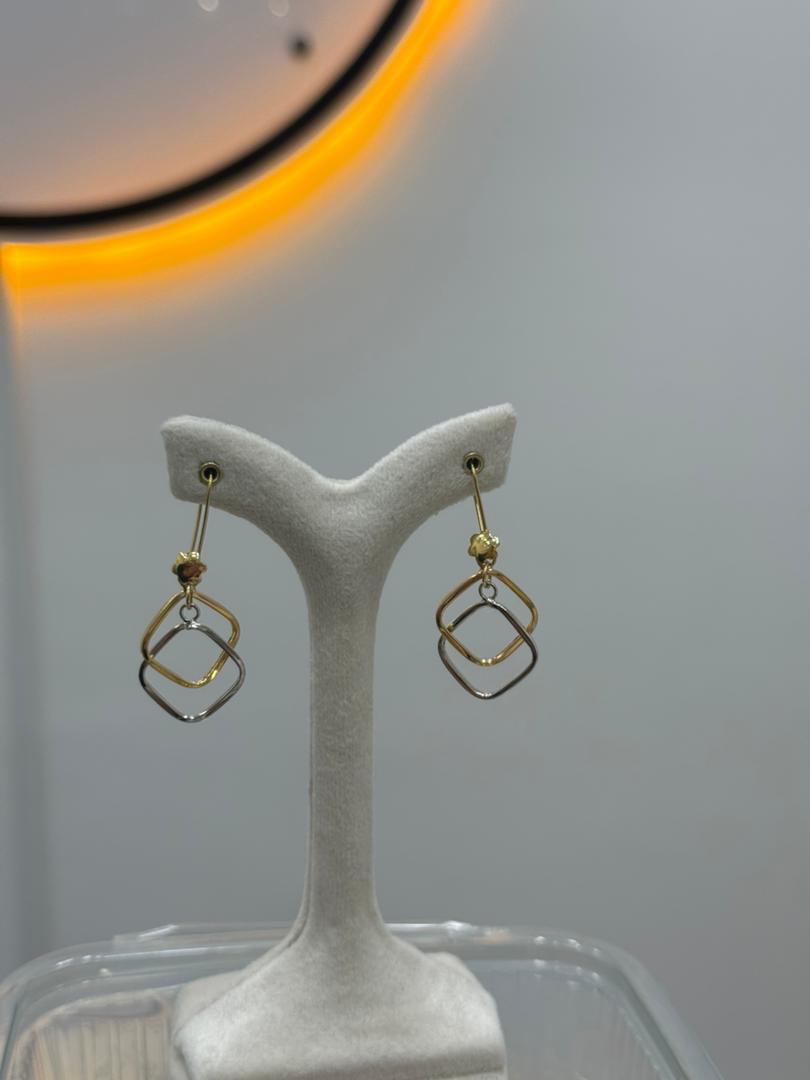 گوشواره طلا 18 عیار اپال گلد مدل  تاج مربعی