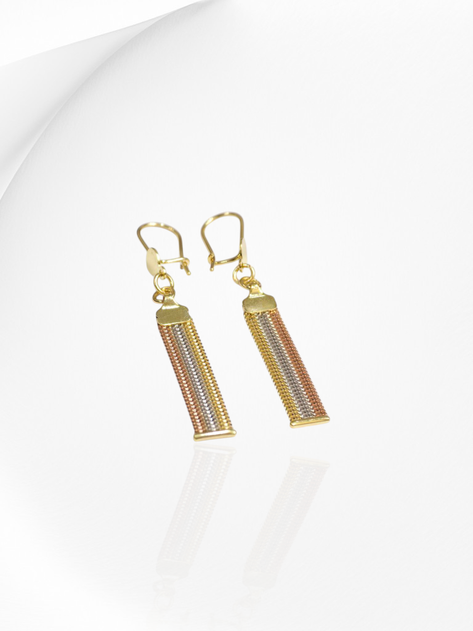 گوشواره آویز عصایی طلا 18 عیار ابعاد 5.5 در 0.5 سانت سه رنگ