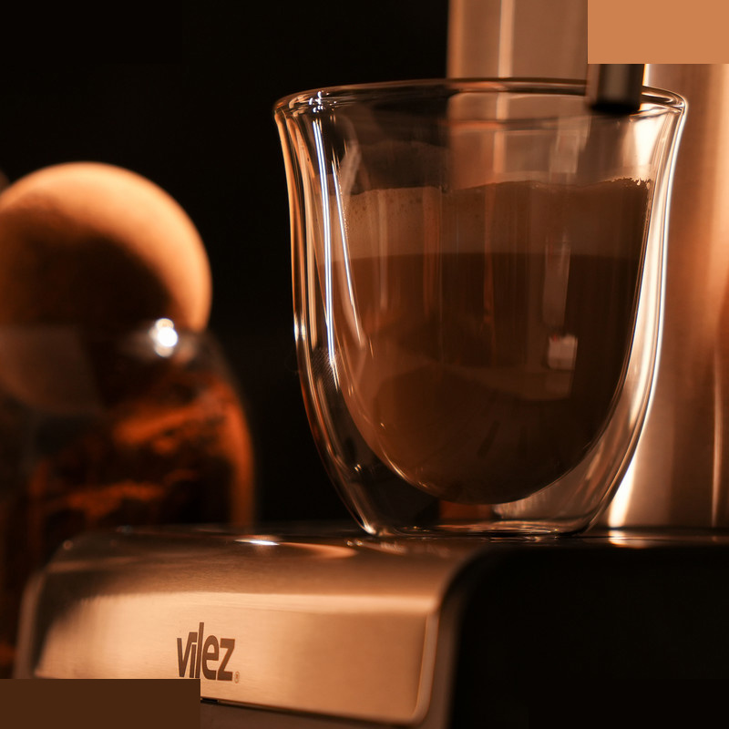 اسپرسو ساز ۱۵۰۰ میلیلیتر ویلز مدل VL2925 اسپرسو ساز ۱۵۰۰ میلیلیتر ویلز مدل VL2925