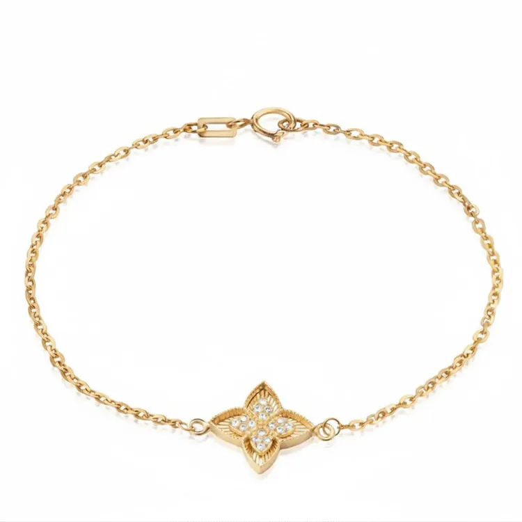 دستبند طلا 18 عیار زنانه طرح روبرتو کوین با سنگ اونیکس و دورو مدلBSG75