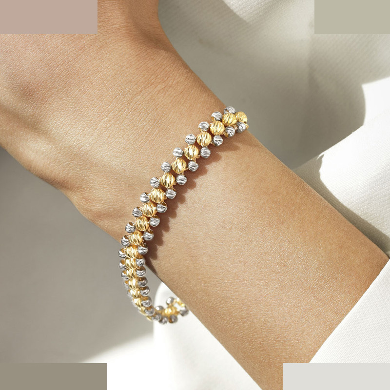 دستبند زنجیری طلا 18 عیار زنانه ماوی گالری مدل البر رویال اشکی 2 دستبند زنجیری طلا 18 عیار زنانه ماوی گالری مدل البر رویال اشکی 2