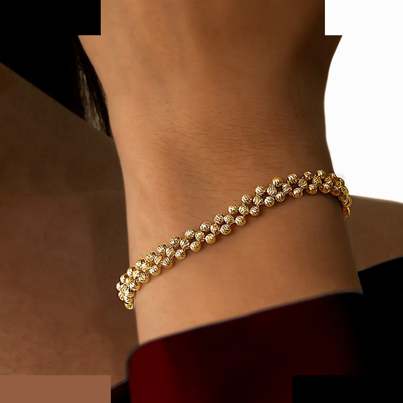 دستبند طلا 18 عیار زنانه ماوی گالری مدل البر رویال اشکی دستبند طلا 18 عیار زنانه ماوی گالری مدل البر رویال اشکی