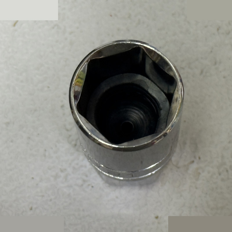 آچار بکس شمع لایت مدل SMT-LIGHT-JAPAN-1/2-MAMOLI سایز 21-1/2 میلی متر آچار بکس شمع لایت مدل SMT-LIGHT-JAPAN-1/2-MAMOLI سایز 21-1/2 میلی متر