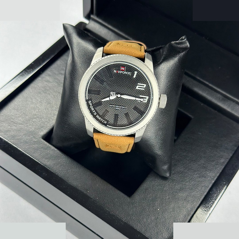 ساعت مچی عقربهای مردانه نیوی فورس مدل Nf9202