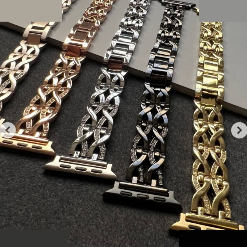 بند ساعت اسلیکتو فلزی نگین دار مناسب اپل واچ سایز 42/44/45/49 mm بند ساعت اسلیکتو فلزی نگین دار مناسب اپل واچ سایز 42/44/45/49 mm