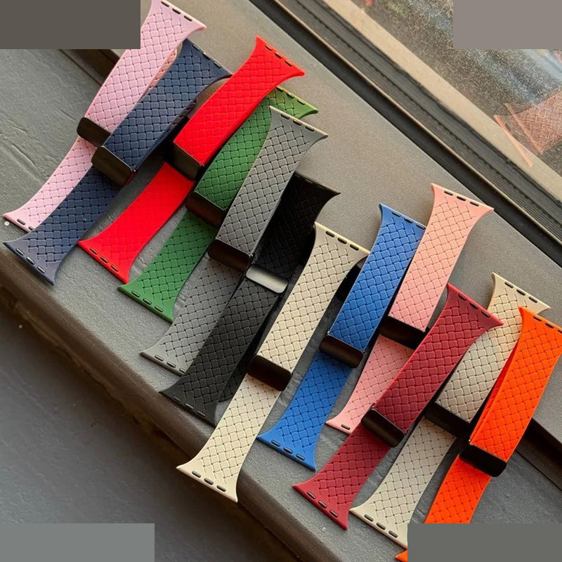 بند مدل حصیری مگنتی مناسب برای اپل واچ سایز 41/40/38 mm بند مدل حصیری مگنتی مناسب برای اپل واچ سایز 41/40/38 mm