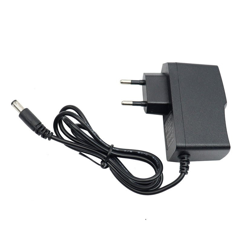 اسپلیتر 4 پورت VGA رویال مدل VGA-2004 اسپلیتر 4 پورت VGA رویال مدل VGA-2004