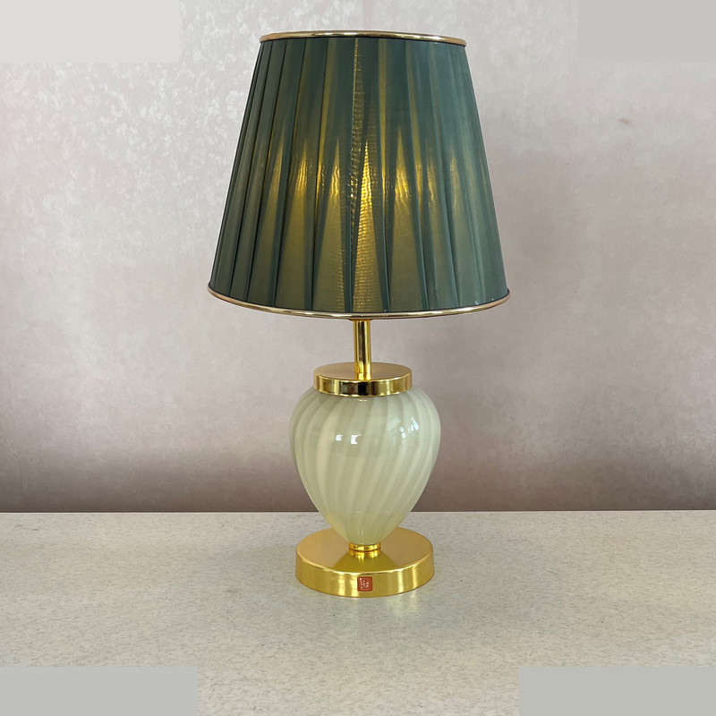 آباژور رومیزی نورهام مدل NHM -SARINA M2 -28 آباژور رومیزی نورهام مدل NHM -SARINA M2 -28