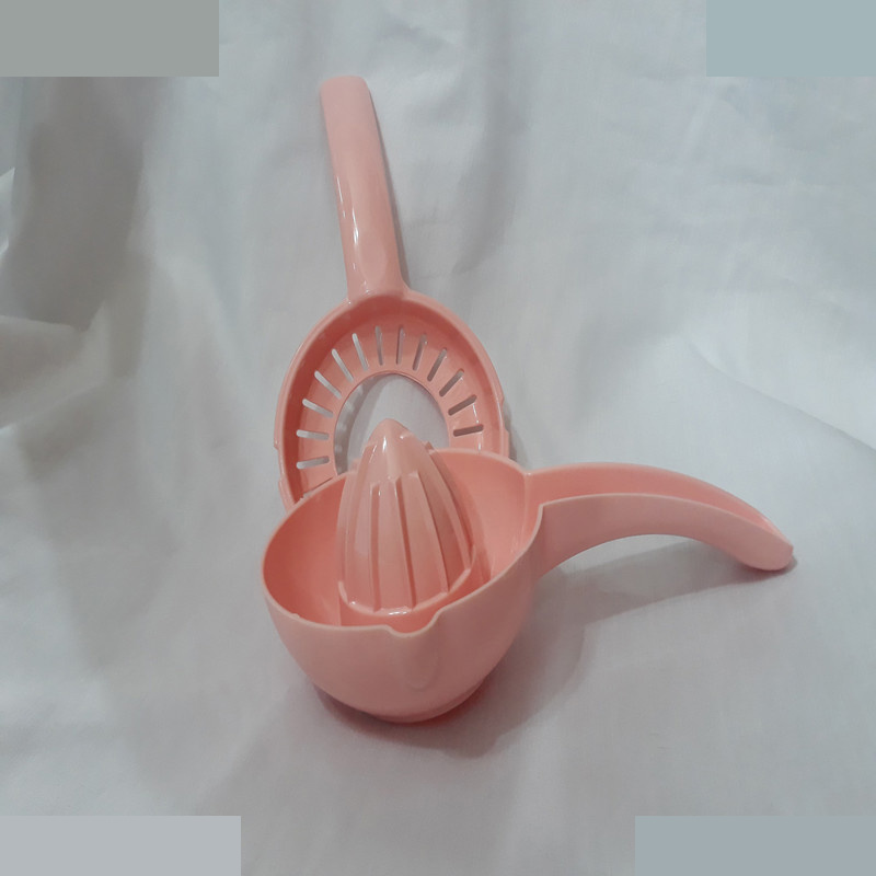 آب مرکبات گیری دستی ریما مدل 01 آب مرکبات گیری دستی ریما مدل 01