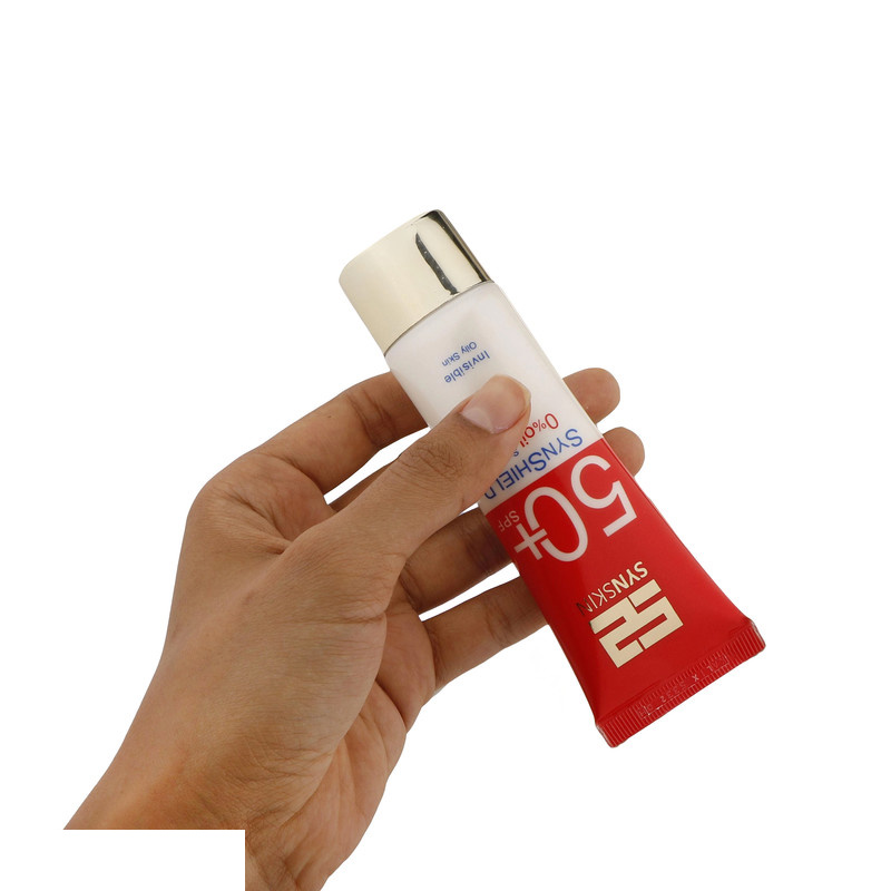 کرم ژل ضدآفتاب ساین اسکین مدل SPF50 مناسب پوست های چرب حجم 50 میلیلیتر کرم ژل ضدآفتاب ساین اسکین مدل SPF50 مناسب پوست های چرب حجم 50 میلیلیتر