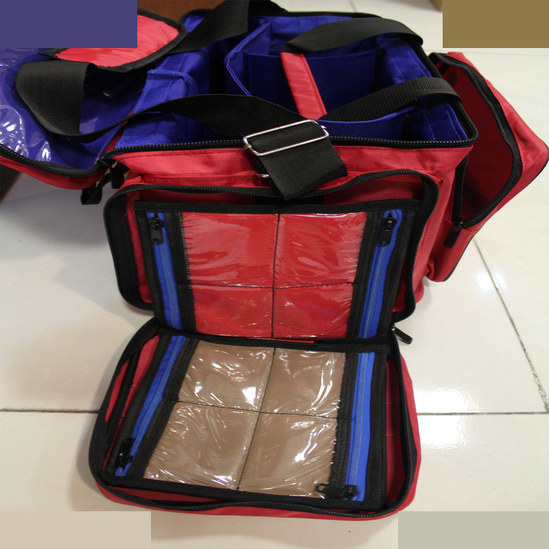 کیف کمک های اولیه مدل Emergency Bag کیف کمک های اولیه مدل Emergency Bag