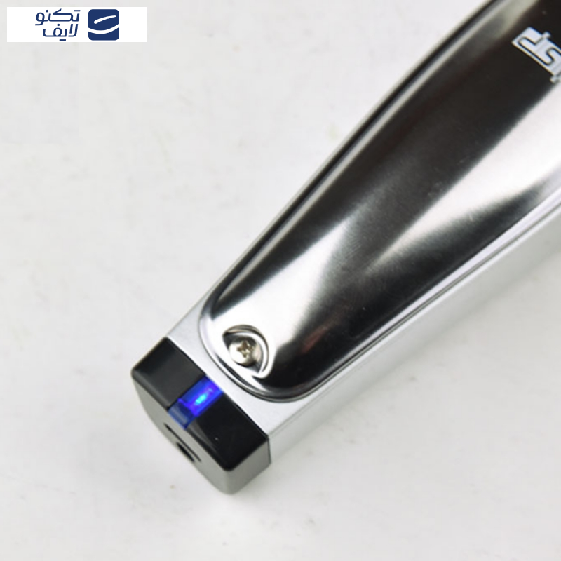 ماشین اصلاح موی صورت دی اس پی مدل 90377، اصلاح به صورت حجم زن، منبع انرژی باتری، تکنولوژی اصلاح به صورت برش مستقیم، اندازه اصلاح 0.1 میلی‌متر، مدت زمان شارژ 90 دقیقه و مدت زمان استفاده پس از شارژ 120 دقیقه، به همراه برس تمیزکننده، کابل شارژ