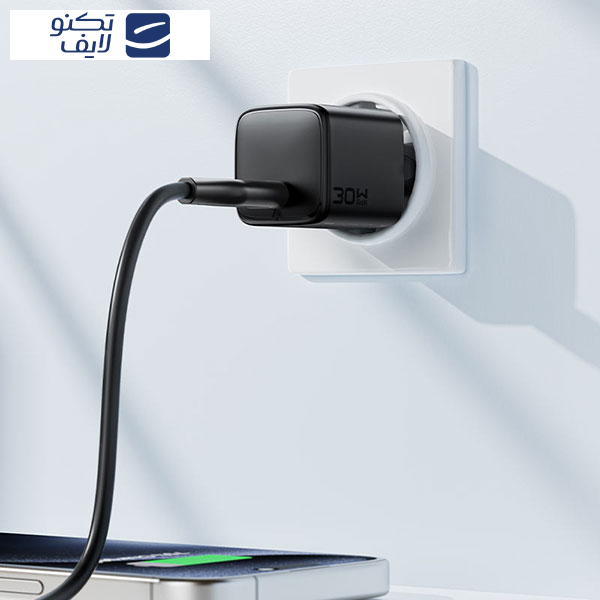 شارژر دیواری 30 وات ایس فست مدل A118 شارژر دیواری 30 وات ایس فست مدل A118