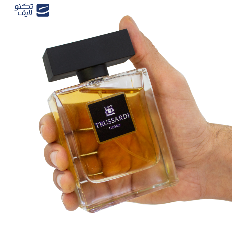 ادو پرفیوم مردانه پرستیژ مدل Trussardi Oumo حجم 100 میلی لیتر ادو پرفیوم مردانه پرستیژ مدل Trussardi Oumo حجم 100 میلی لیتر
