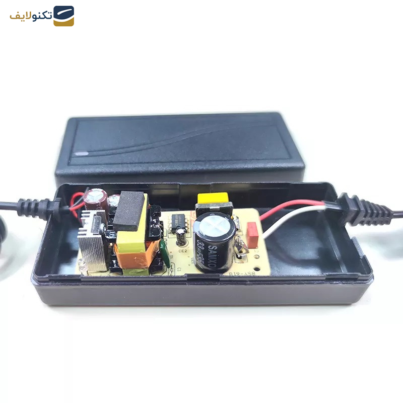 آداپتور 12 ولت 5 آمپر مدل 12V5A آداپتور 12 ولت 5 آمپر مدل 12V5A