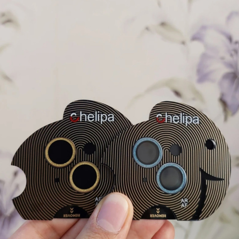 محافظ لنز دوربین شیشه ای اوجی مدل chelipa shine مناسب برای گوشی موبایل اپل iPhone 15